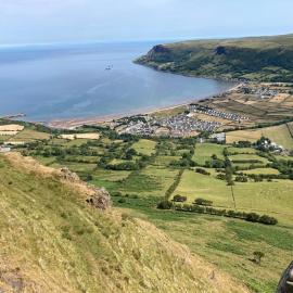RedBayBeach-House, hotel in Glenariff