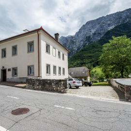 Viesnīca Hostel Kronotop in Triglav National Park pilsētā Loga pod Mangartoma