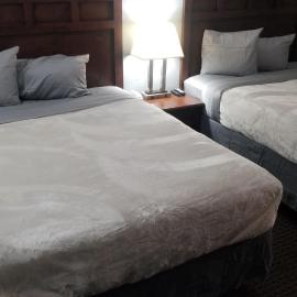 Hotel 2 Queen Beds Hotel Room 135 Booking, hotel in Stillwater