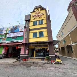 Intanova Hotel, hotel in Teluk Intan
