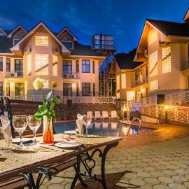 Gold Crest Hotel - Arusha, hotel en Arusha