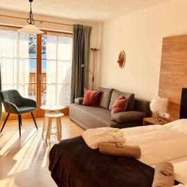 Wellnesshotel Waldruh، فندق في باد كوهلغروب