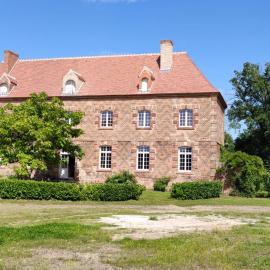 Domaine du Parc, hotel in Saint-Gérand-de-Vaux