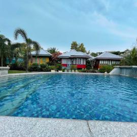 Rock and Wreck Dive Resort, hotel v destinaci Tanjungbinga