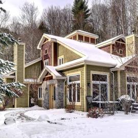 Excellent Townhome On Golf Course w/3 Bdrm 2 Bath