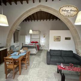 Omodos vintage houses: Omodos şehrinde bir otel