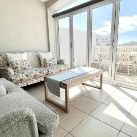 Luxury at Pinnacle Point - 3 Bedroom Villa, hotel in DʼAlmeida