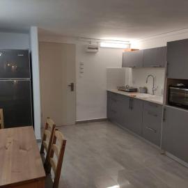 יחידת אירוח חדשה ומקסימה בכרמיאל, hotel di Karmiel