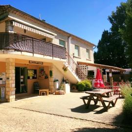 Camping des Cigales, hotel in Aiguèze