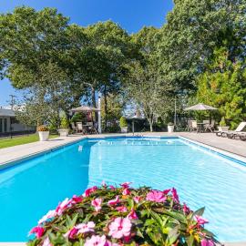 Falmouth Heights Motor Lodge, hotelli kohteessa Falmouth