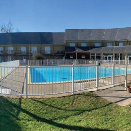 Studio avec piscine aux portes d’Honfleur, hotel di Honfleur