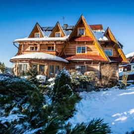 Pokoje Gościnne EWELA Małe Ciche, hotel in Małe Ciche