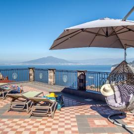 Villa Caruso Sorrento PRIVATE HEATED POOL & SEA VIEW