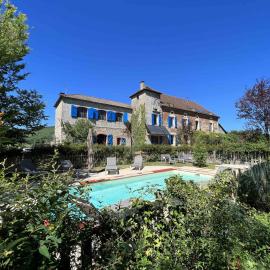 Maison de charme 3 étoiles avec piscine