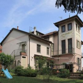 Il Villino Rosa, hotel v destinaci San Paolo Solbrito