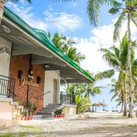 Playa Alegre Beach Resort & Restaurant, hotel v destinácii Tanauan