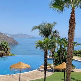 Adosado con piscina a 5 minutos de la playa, hotel v destinaci Almuñécar