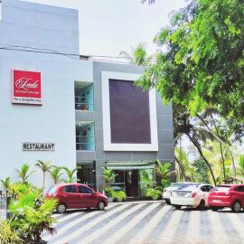Leela Backwater Inn، فندق في تريفاندروم