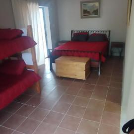 Royal Karoo Cottage unit 1, hotel in Beaufort West