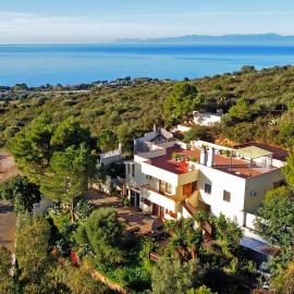 Villa Bella Salmagi - Surya Sardinia Holidays & Yoga