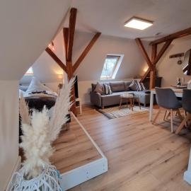 NEU 2023 STADTVILLA 1910 ESENS BENSERSIEL 2-5 Personen NORDSEE OSTFRIESLAND, Hotel in Esens