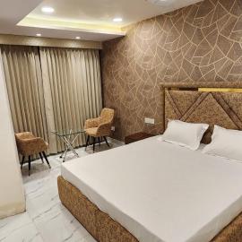 OVEL HOTEL (SKY VIEW)