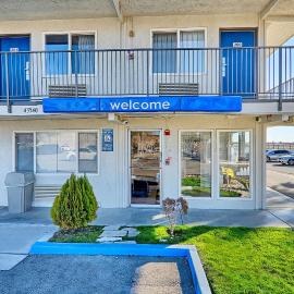 Motel 6-Lancaster, CA, hotel in Lancaster