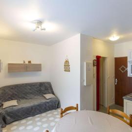 "Duplex cosy avec terrasse exposée sud, centre Cauterets, proche télécabine" - FR-1-401-205
