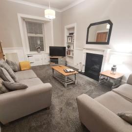 North Coast Property - North Coast Cottage, hotel in Thurso
