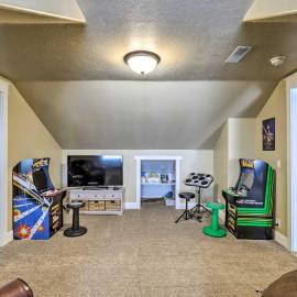 Utah Abode - Deck, Arcade Games & Near Skiing
