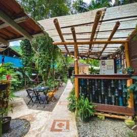 Balaio Hostel Ilha Grande, hotel v destinaci Abraão