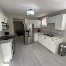 Le Cardinal, hotel i Rouyn