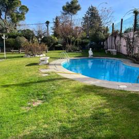Apartamento con 5 dormitorios en Madrid