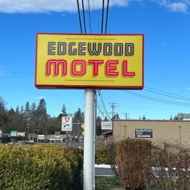 Edgewood Motel، فندق في ويليتس
