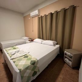 Hotel Paraiso - Fácil acesso as faculdades e FarmShow, hotel in Luís Eduardo Magalhães