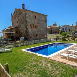 Catalunya Casas Rustic Catalan countryside villa with private pool! โรงแรมในLlobera