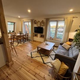 Viesnīca NEU! Ferienwohnung Seeblick Ottersberg pilsētā Ottersberg