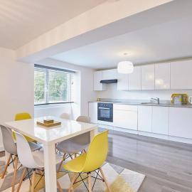 Your luxurious and secluded retreat in Cornwall, hotel i Helston