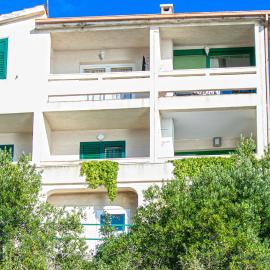 Apartments with parking space Brela, Makarska - 20223, hotel din Brela