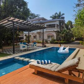 SaffronStays The Windsor House - 5BR Family & Celebration Villa with Pool, Lawn & Gazebo