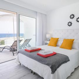 Casa Mercedes, terrace with Sea Views Puerto del Carmen, hotel in Puerto del Carmen