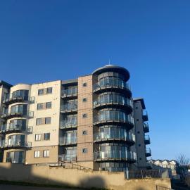 Amazing 2-bedroom apartment with lovely sea views