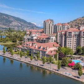 Delta Hotels by Marriott Grand Okanagan Resort, отель в Келоуне
