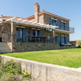 VILLA HORIZON, PORTIANOU, hotel v destinácii Pedhinón