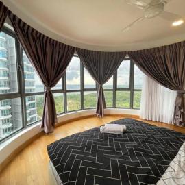 Teega Suites Seaview by VDO Homestay, hotel in Nusajaya