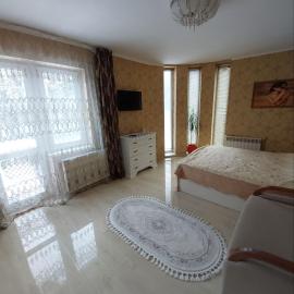 Апартамени 1 кімнатна Суховоля, hotel di Truskavets