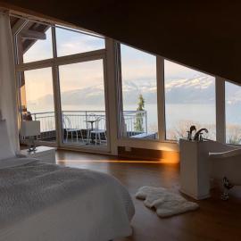 Lakeview Gem, hotell i Krattigen