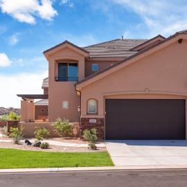 Desert Lily I Spacious End Unit I Clubhouse I Golfing I Kid Friendly, khách sạn ở Washington
