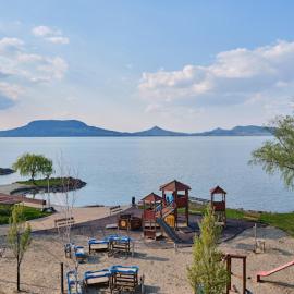 Strand Apartmanok