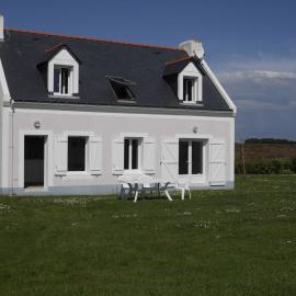 Maison spacieuse moderne près des plages, 4 chambres, jusqu'à 8 personnes - FR-1-418-9、バンゴールのホテル
